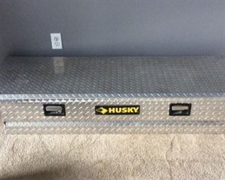 KAMA901 Husky truck tool box