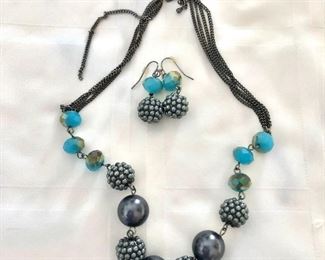 $14 Croft and Barrow necklace and earrings set.  Necklace: 20"L.  Earrings: 1.5"L 