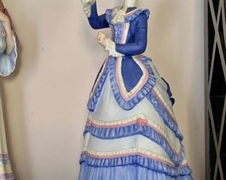 $30 "Grand Tour"  Lenox figure #8