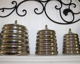 METAL CANISTERS