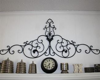 WALL DECOR