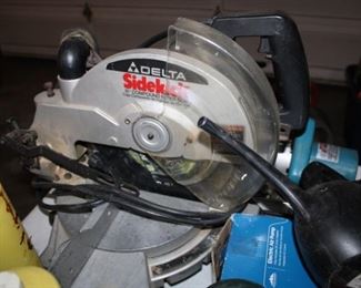 COMPOUND MITER SAW