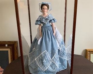 	#19	Franklin Heirloom Dolls Olivia De Havilland as 'Melanie' in Gone with the Wind.	 $45.00 		