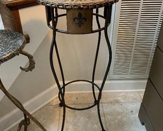 CH	#24	Rattan and metal plant stand 30"H	 $30.00 		