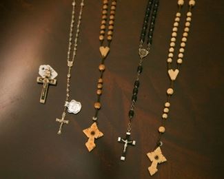 VINTAGE ROSARY
