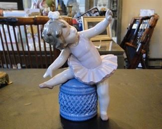 Lladro Ballerina on Drum $125