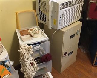 Air conditioner (HIPSTER ROOM IS PACKED)