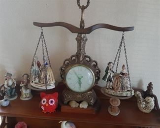 clock & figurines 