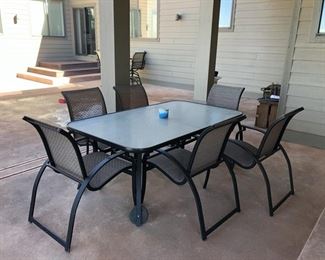 outdoor patio seating for 6