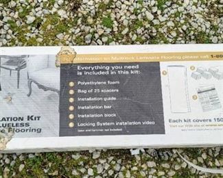 Installation Kit for Glueless Laminate Flooring - new in box