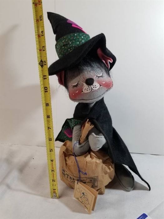 Annalee Halloween Trick or Treat Mouse Doll.