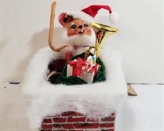 Annalee Christmas Mouse. Santa, Chimney, Present Sack