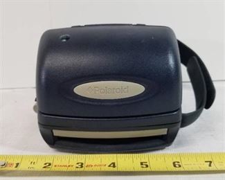 Vintage Polaroid Camera. P-600. Possibly Working. Light Comes on but Untested