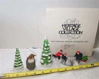 Heritage Village Collection. New England Winter Accessory Set. Department 56