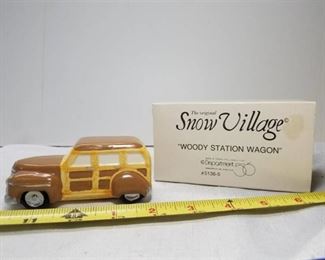 The Original Snow Village. Woody Station Wagon. Department 56.