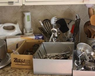Assorted kitchenware and utensils 