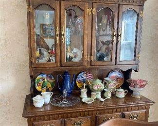 VIntage solid wood China Cabinet... Would look awesome if someone even painted it ! 