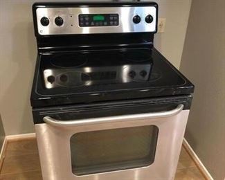 GE Electric Range flat surface stovetop and oven