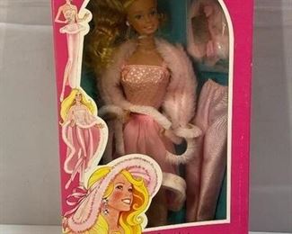 NEW IN BOX Mattel 1981 Pink & Pretty Barbie Doll NEVER REMOVED FROM BOX
