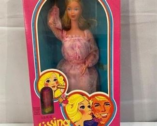 Mattel 1978 KISSING BARBIE Doll NEW In BOX