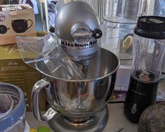Kitchen aid mixer