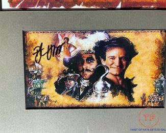 Hook Movie Signed by ROBIN WILLIAMS And DUSTIN HOFFMAN