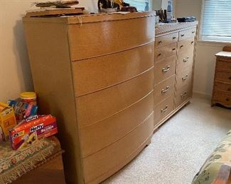 Retro VIntage Mid Century Modern Chest of Drawers Blonde Chest of Drawers and Dresser 