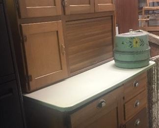 HOOSIER CABINET W/ROLL DOOR AND PORCELAIN TOP
