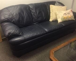 LEATHER SOFA 
