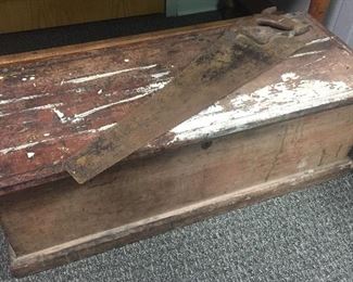 ANTIQUE CARPENTERS WOOD TOOL BOX