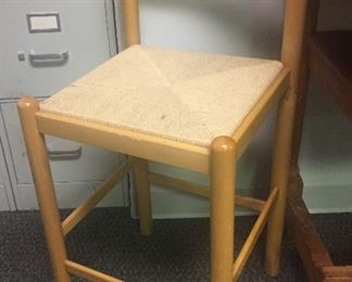BAR STOOL WITH RUSH SEAT