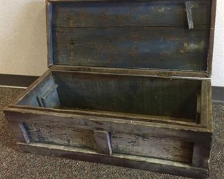 ANTIQUE TOOL CHEST
