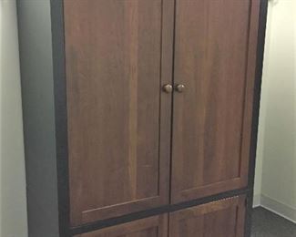 ETHAN ALLEN ENTERTAINMENT CABINET