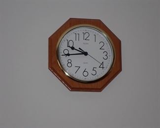 OAK CLOCK