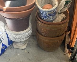 Flower pots