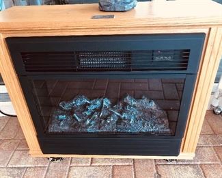 SMALL ELECTRIC FIREPLACE