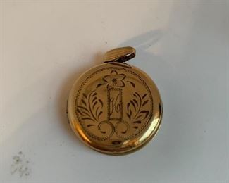 Gold Filled Vintage Locket $15