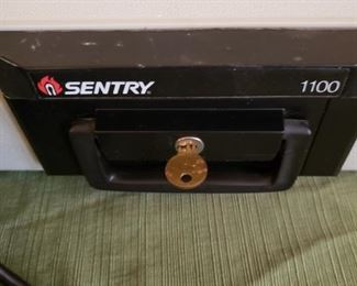Sentry Safe w/Key