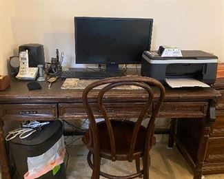 Desk $150