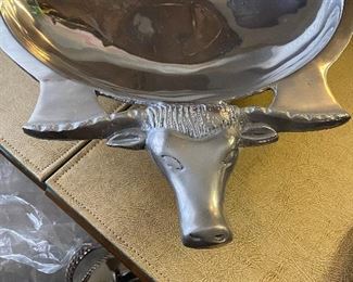 Steer serving bowl $20