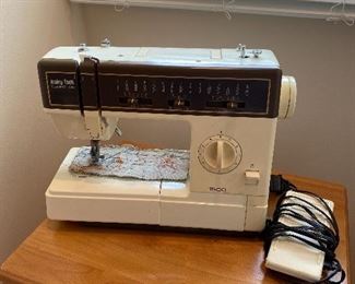 Baby Lock 1500 sewing machine $40