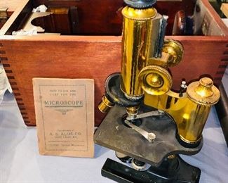 Vintage microscope 