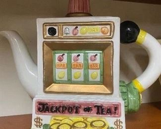 Jackpot of Tea teapot 