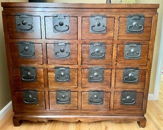 16  drawer chest
