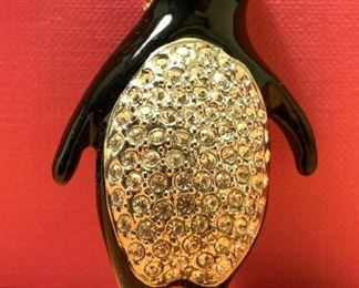 Enamel Crystal Penguin Brooch Jewelry
