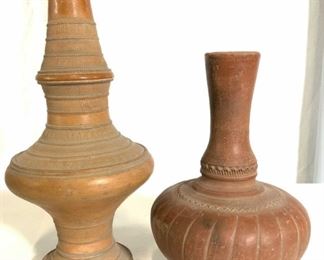 Lot 2 Vintage Ceramic Vases
