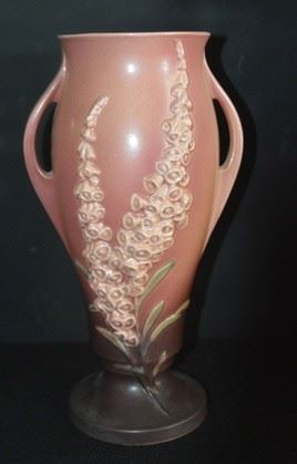8077 - Roseville 15" Foxglove Vase