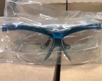 6 Image(s)
Located in: Carson City, NV
Condition "New in Box"
MFG Uvex
Pairs of Safety Glasses
**Sold as is Where is**