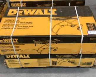 6 Image(s)
Located in: Carson City, NV
Condition "New in Box"
MFG DeWalt
Model DWX726
Miter Saw/Planer Stand
**Sold as is Where is**