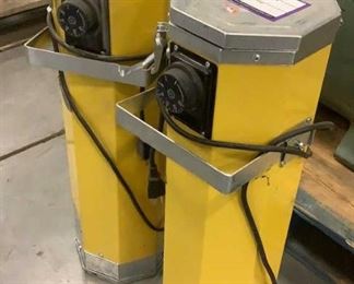 Located in: Carson City, NV
Model PE-2
Power (V-A-W-P) 120 Volts
Rod Ovens
MFR - Not Listed
**Sold as is Where is**
Tested Works